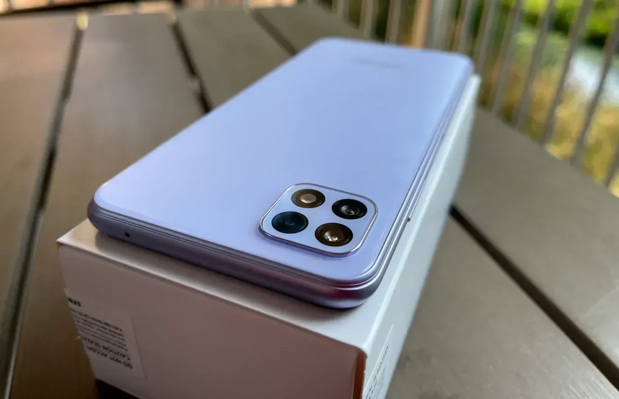 Samsung Galaxy A22 5G 4