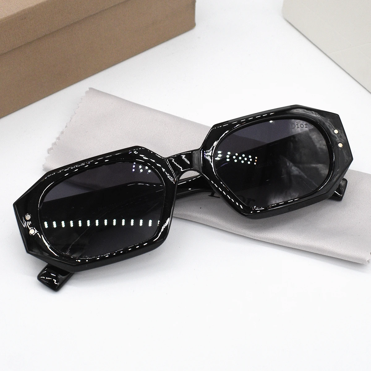Lentes de sol Dior 4