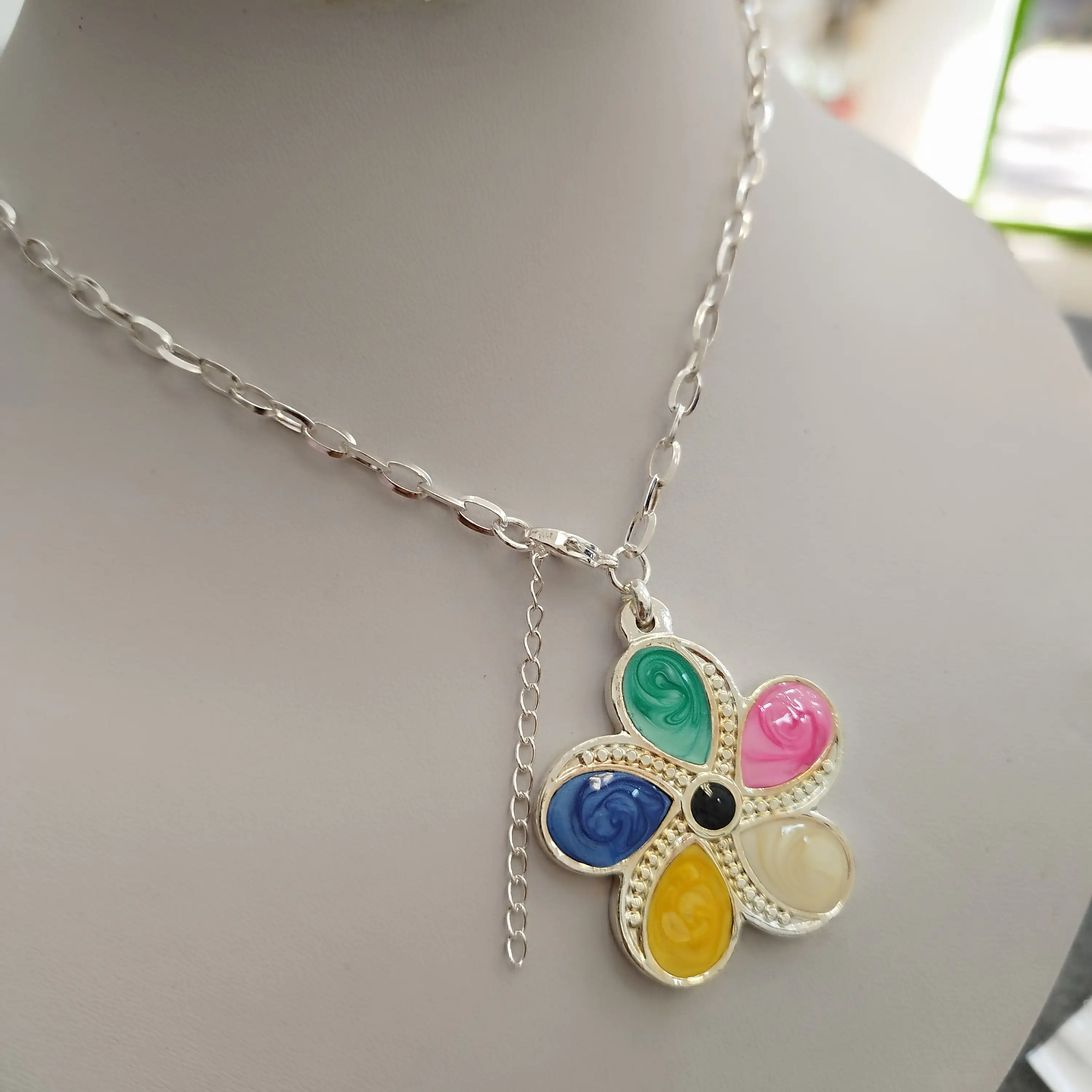 Conjunto Acero Blanco Flor