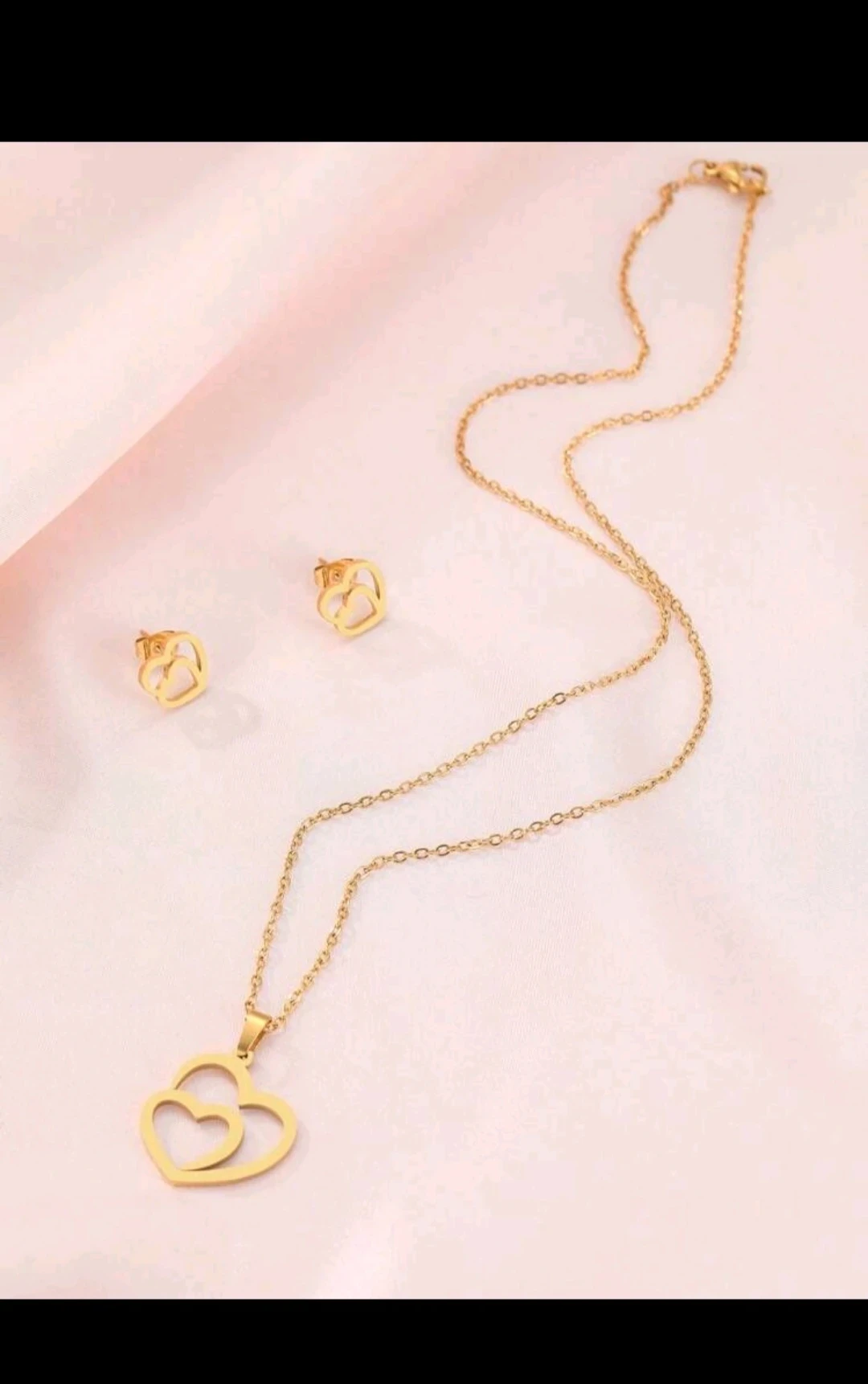 Set de collar y pendientes con diseño de corazón ❤️ 5