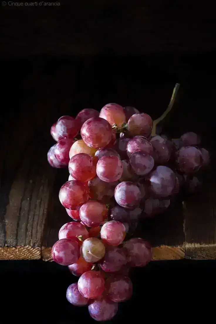 UVAS ROJAS