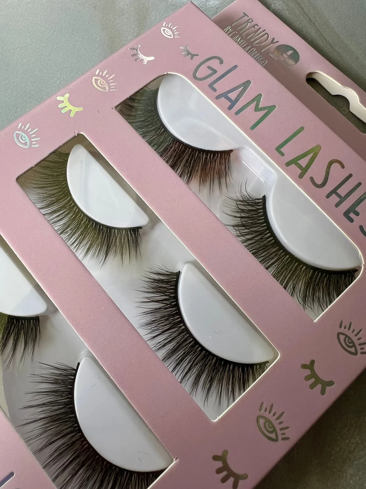 Set x3 pestañas Und Glam Lashes  4