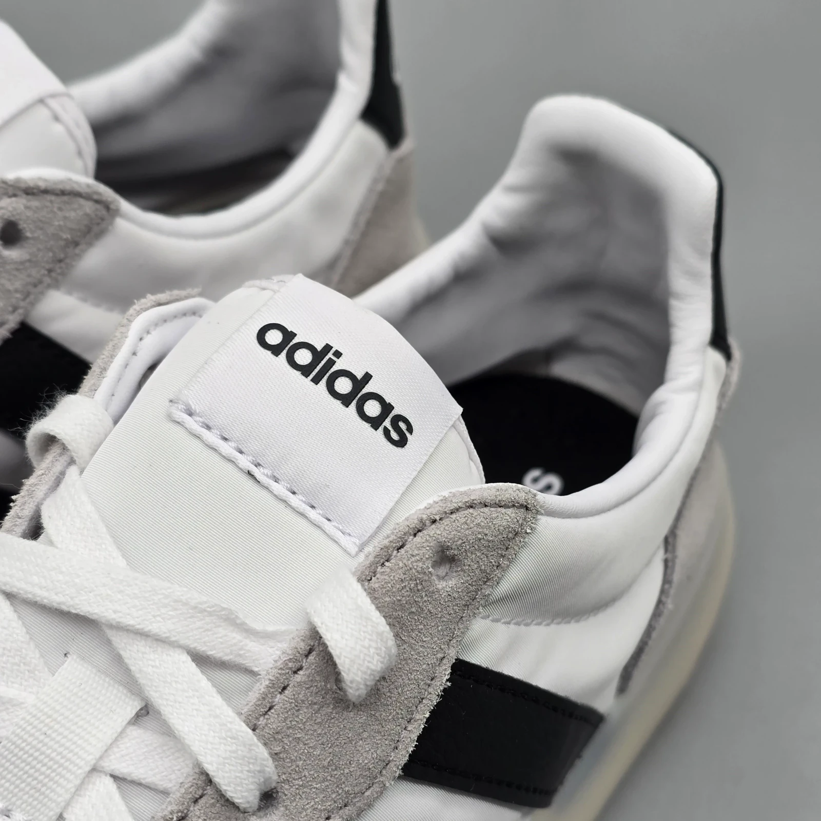 ADIDAS BARREDA DECODE  7