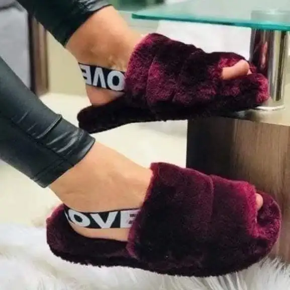 Mod. 227 Menudeo Pantufla Vino Love 