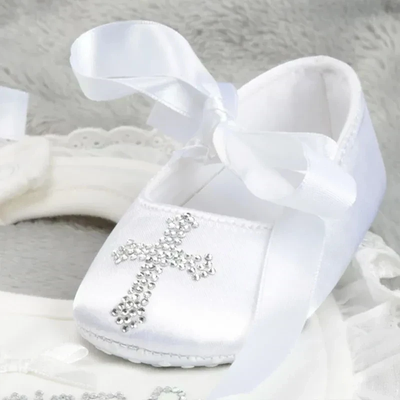 BAUTIZO SET ZAPATITOS CON BAVERO  4