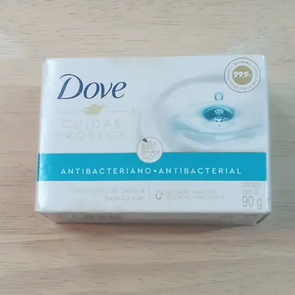 Dove cuida y protege 