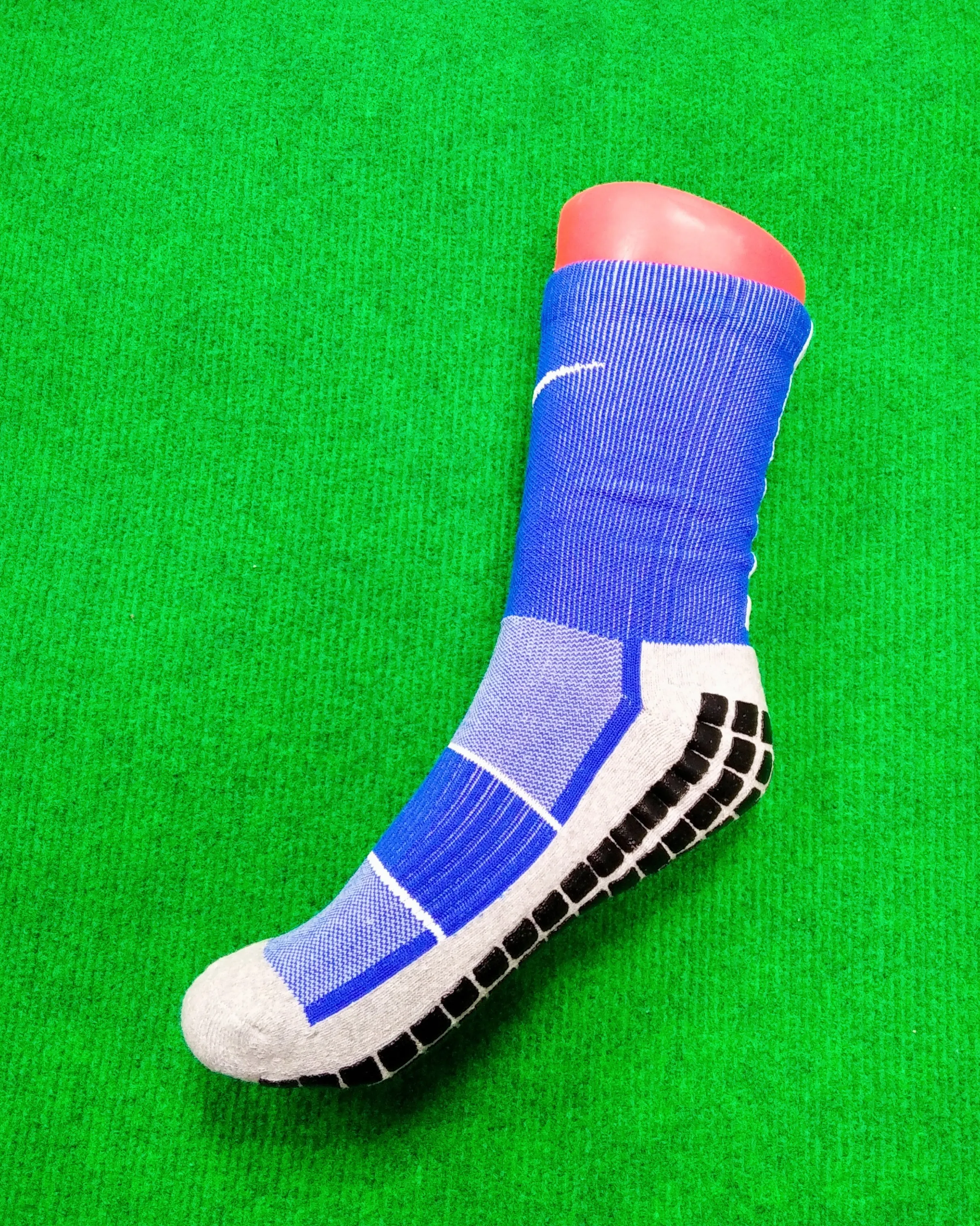 NIKE ANTIDESLIZANTES  2