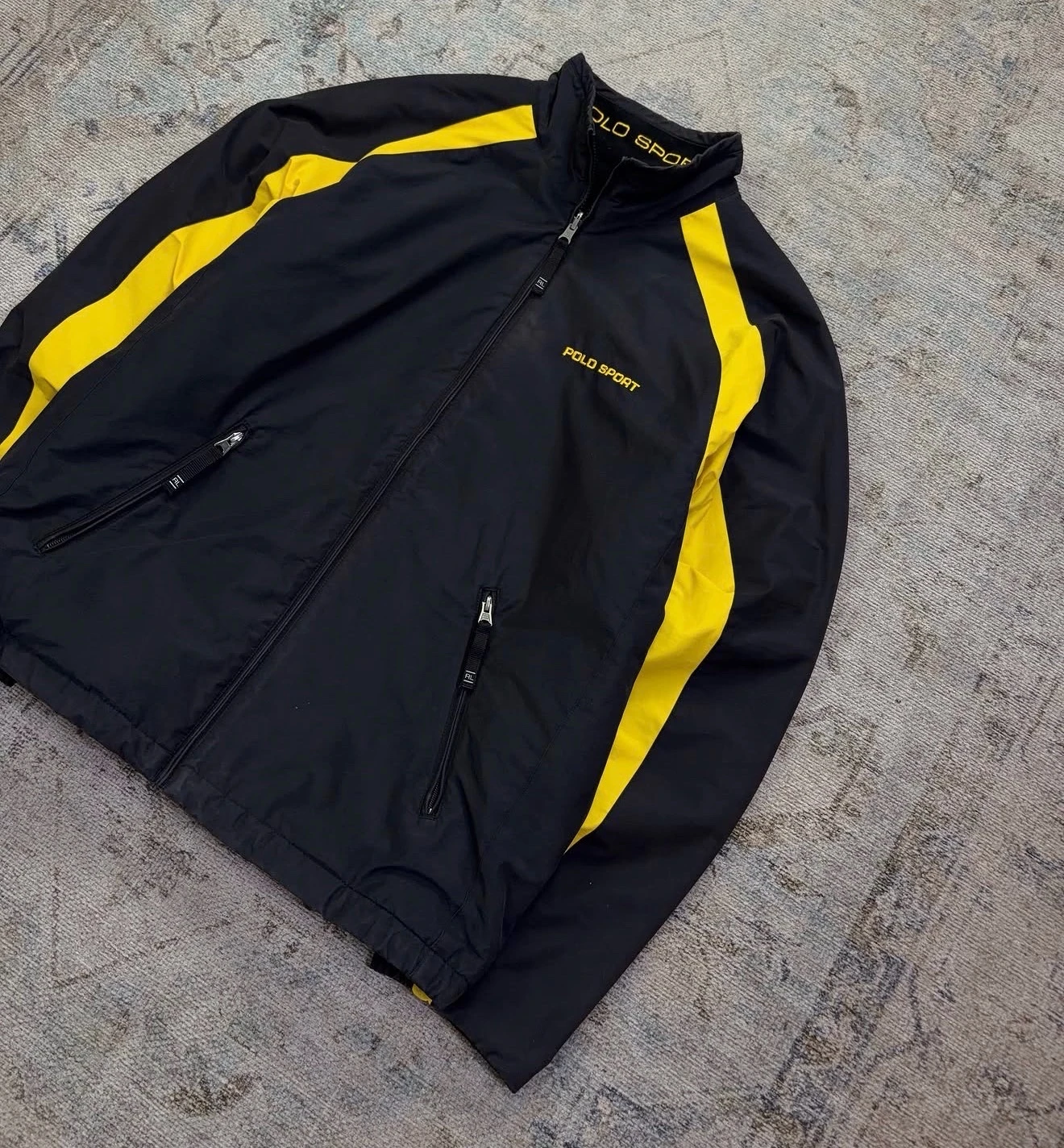 Chaqueta Vintage 90s Polo Sport Ralph Lauren Reversible Negra/Amarilla 3