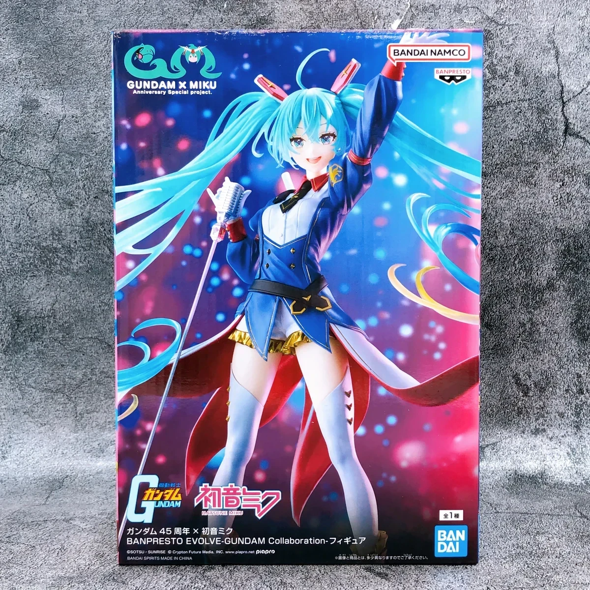 PRE VENTA - Hatsune Miku Gundam 45th Anniversary