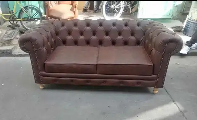 Sofa Chesterfield 2 puestos 