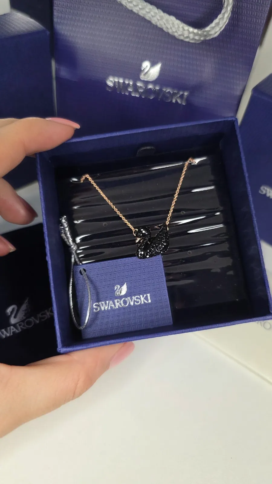 swarovski black Swan rose gold necklace  2