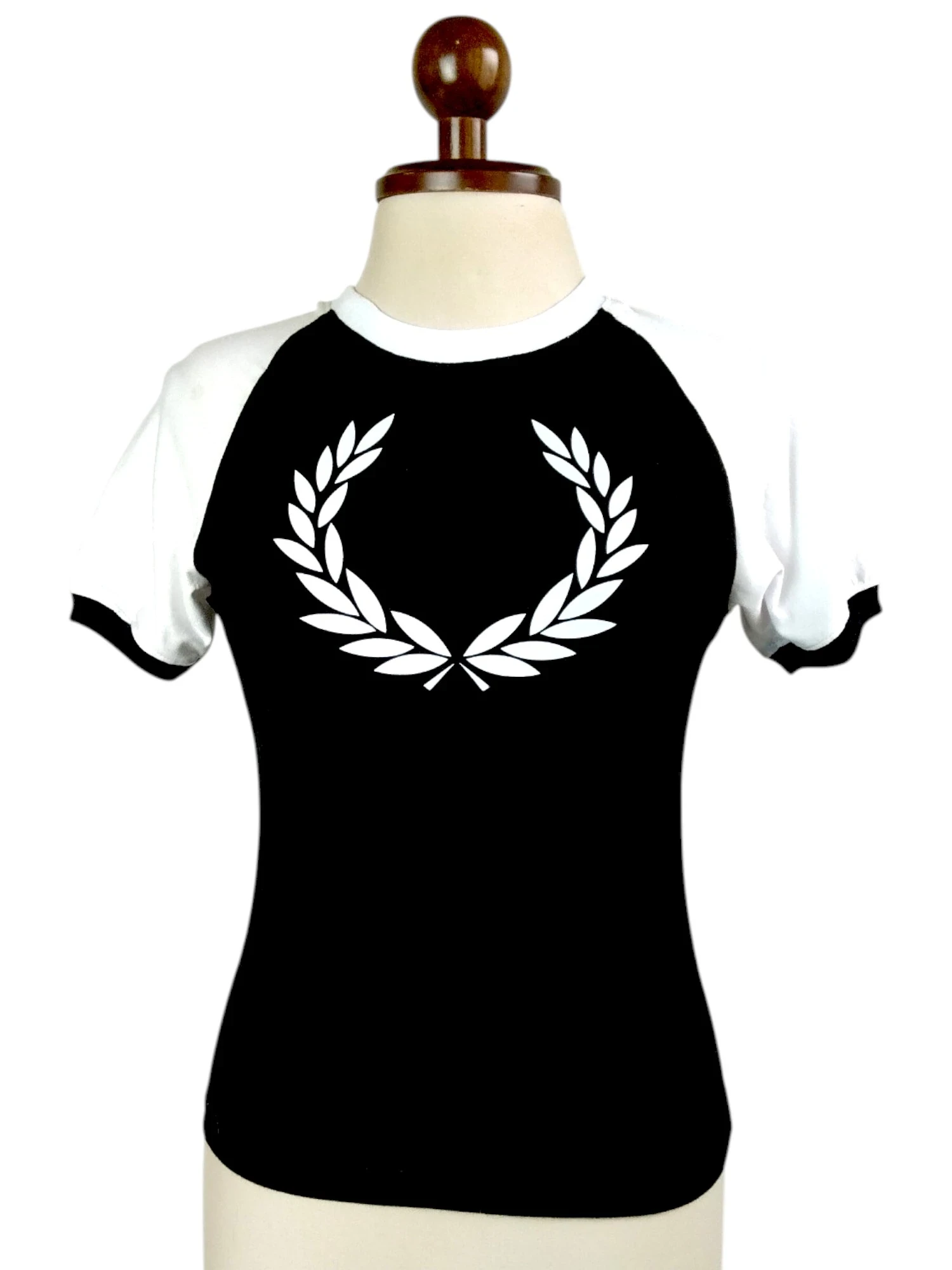 Camiseta blanco con negro talla S  2