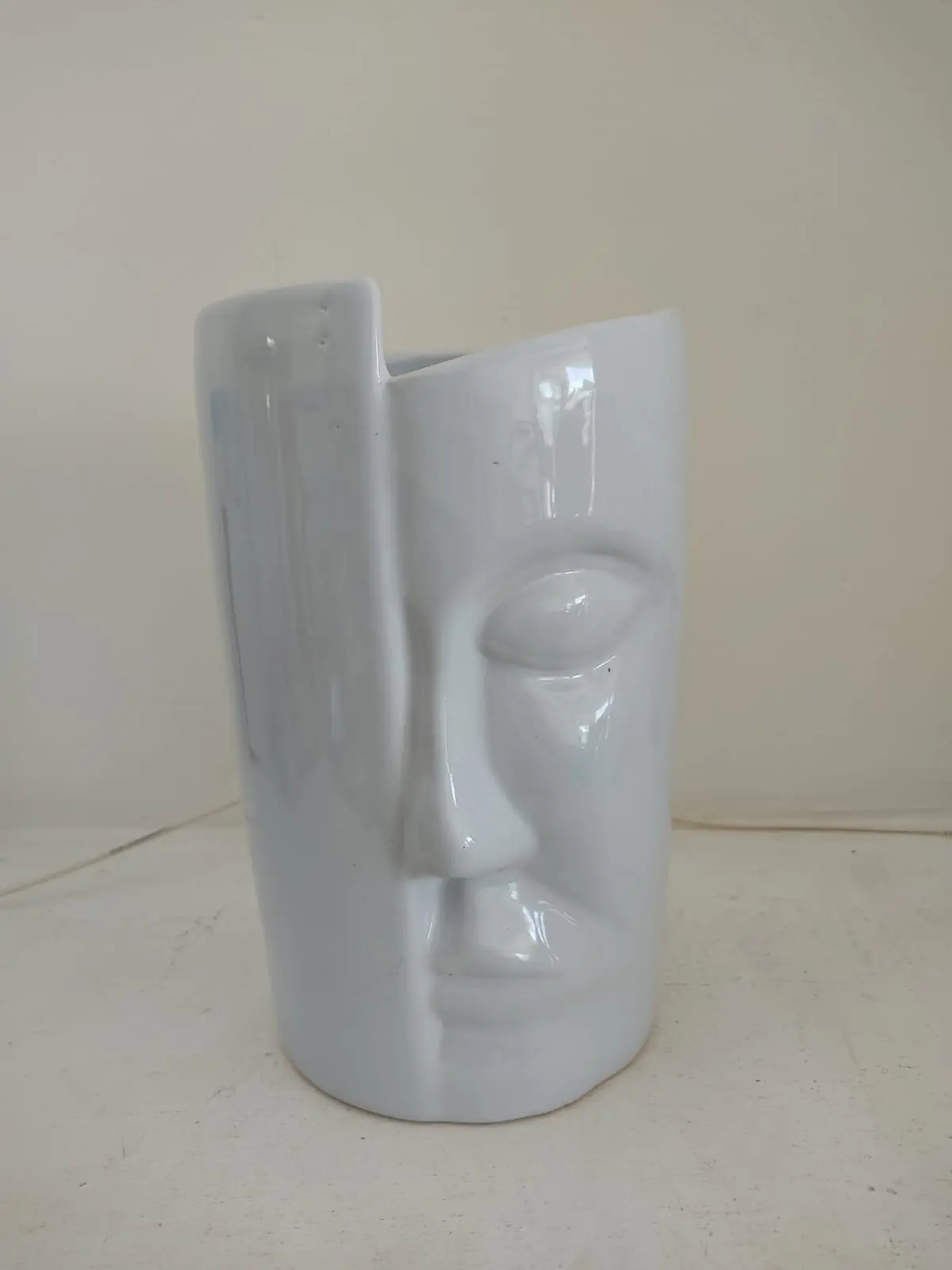 Figura medio rostro