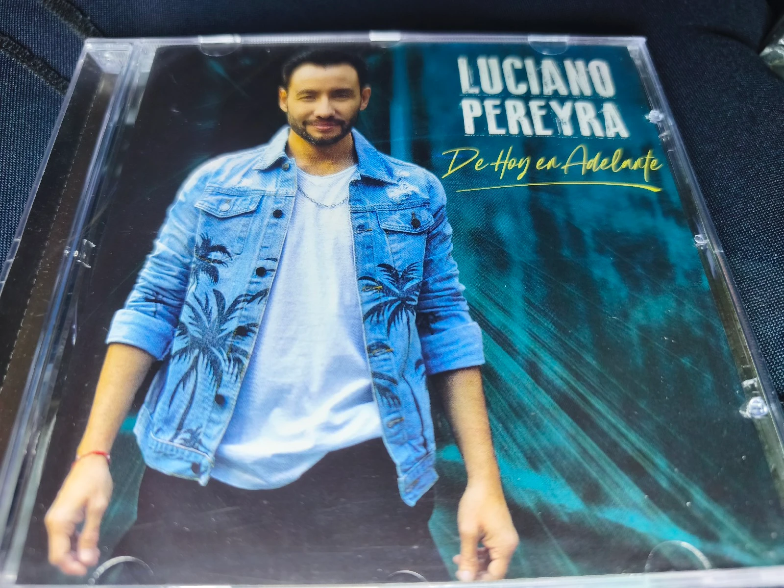 Luciano Pereyra - De Hoy En Adelante (ARGENTINA)
