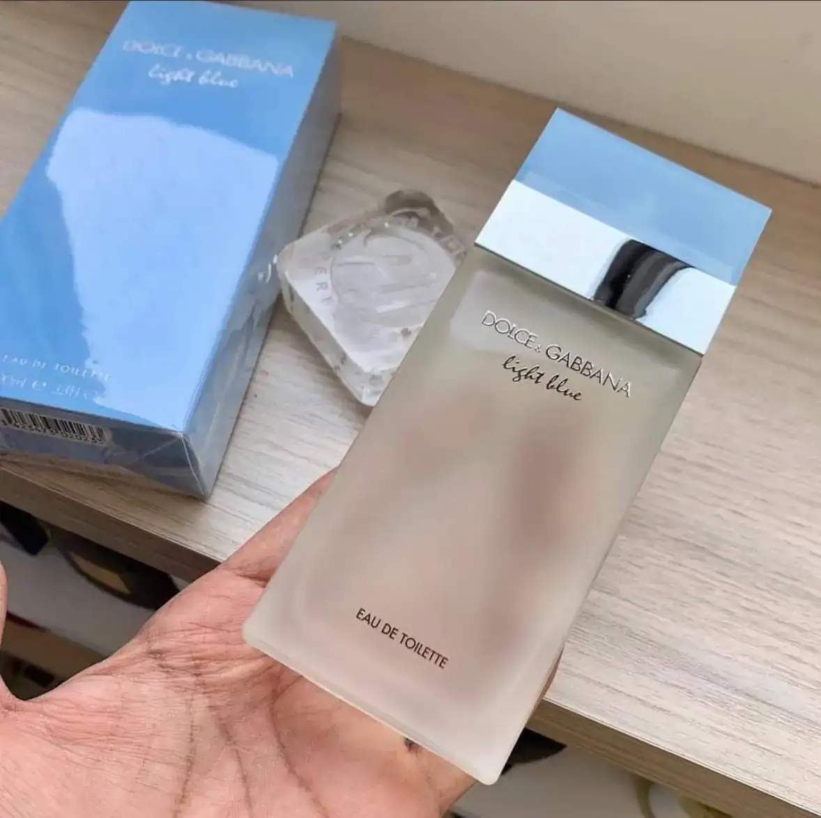 Dolce y Gabbana Light blue 2