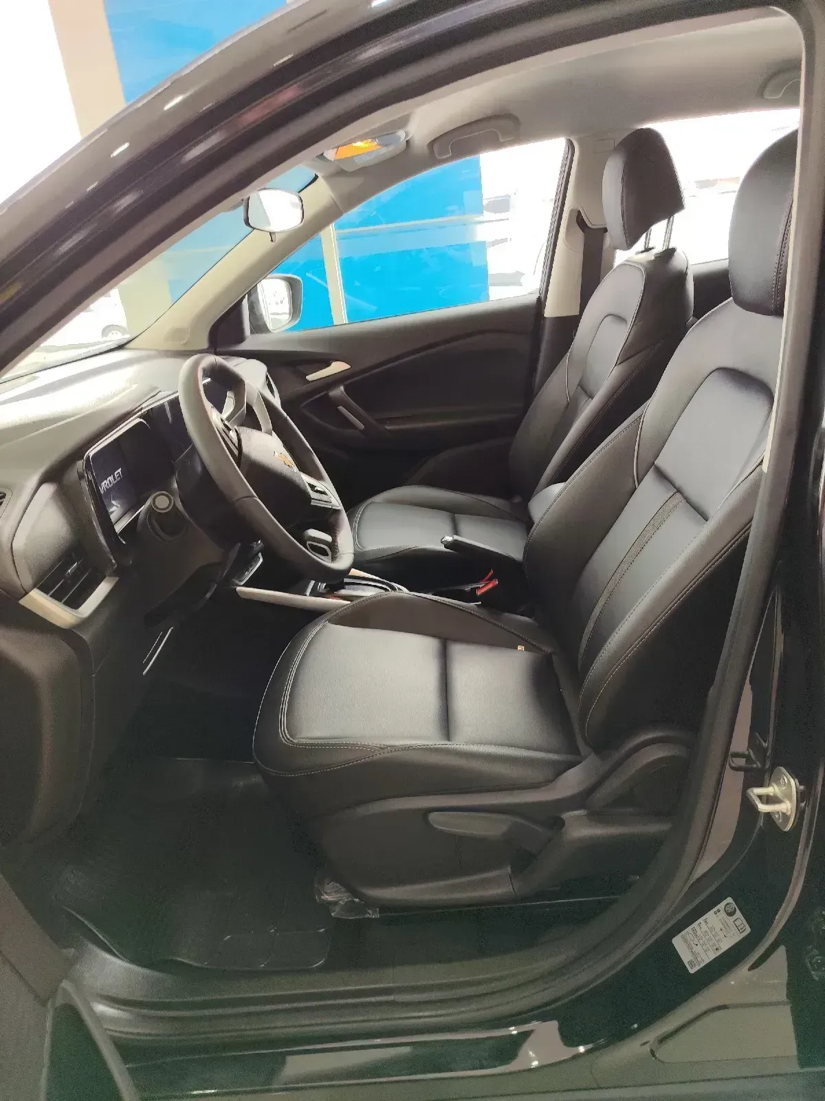 CHEVROLET TRACKER TURBO LTZ AT 3