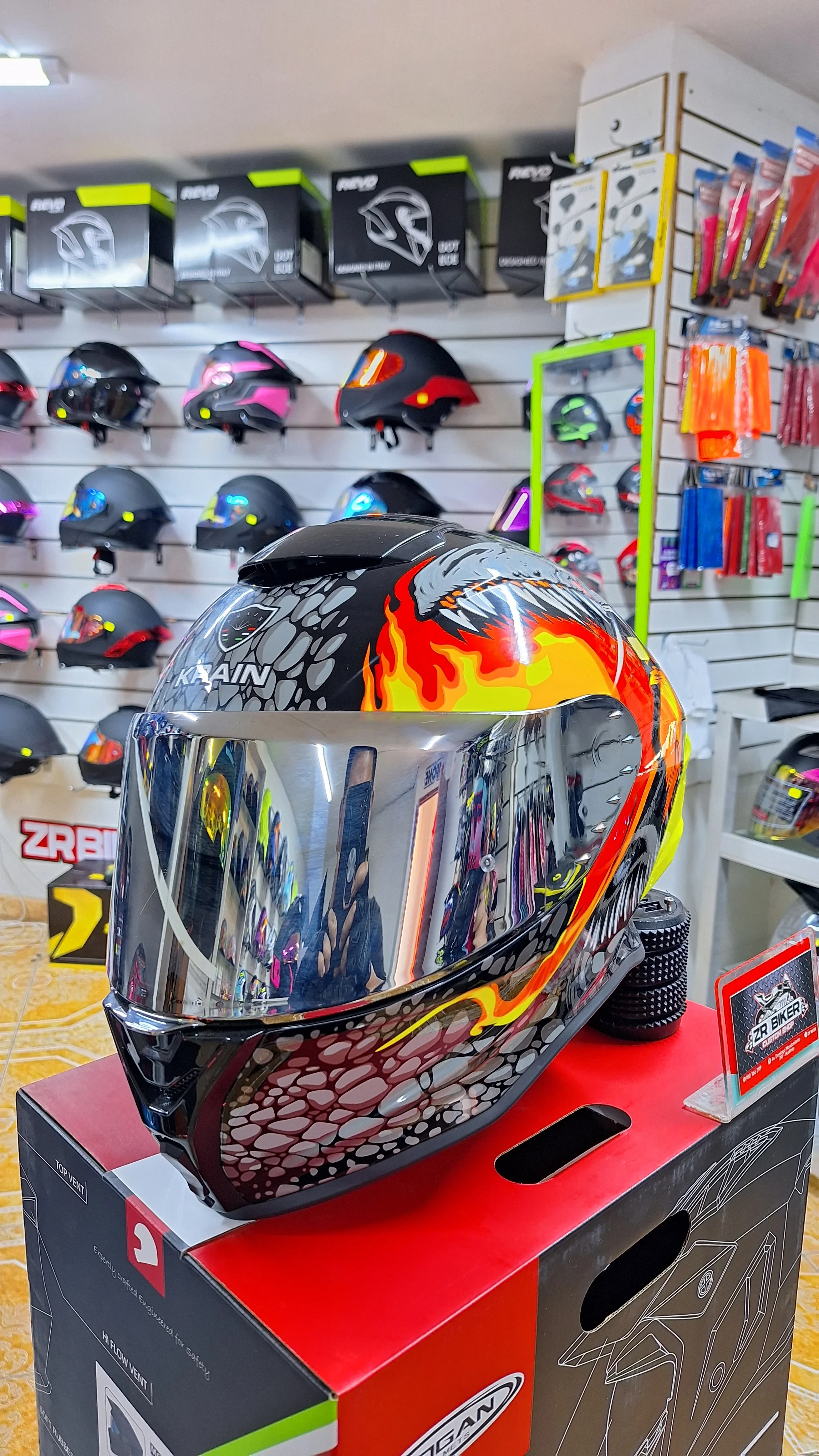 CASCO KRAIN VISOR PLATA 2
