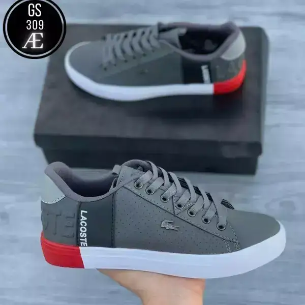 Lacoste 4