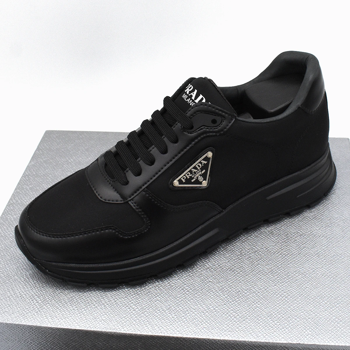 Prada PRAX 01 Zapatillas Re-Nylon Piel Cepillada Negro Negro 5