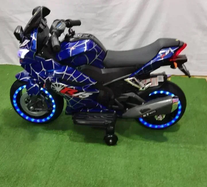 Moto R15 Spider 2 a 8 años Eléctrica  5