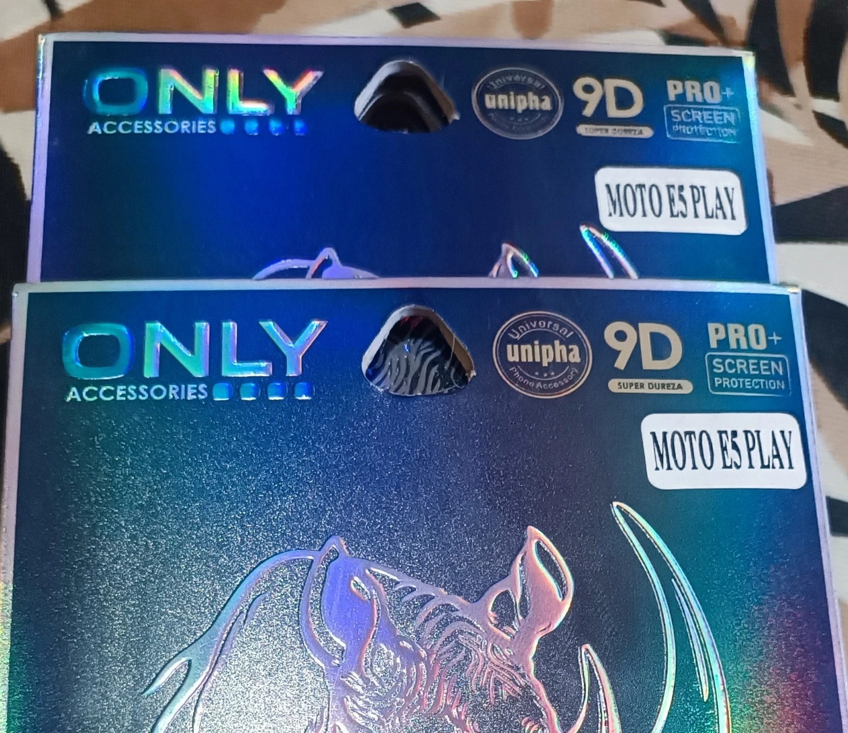 Glass 9d Moto E5 play (No go)