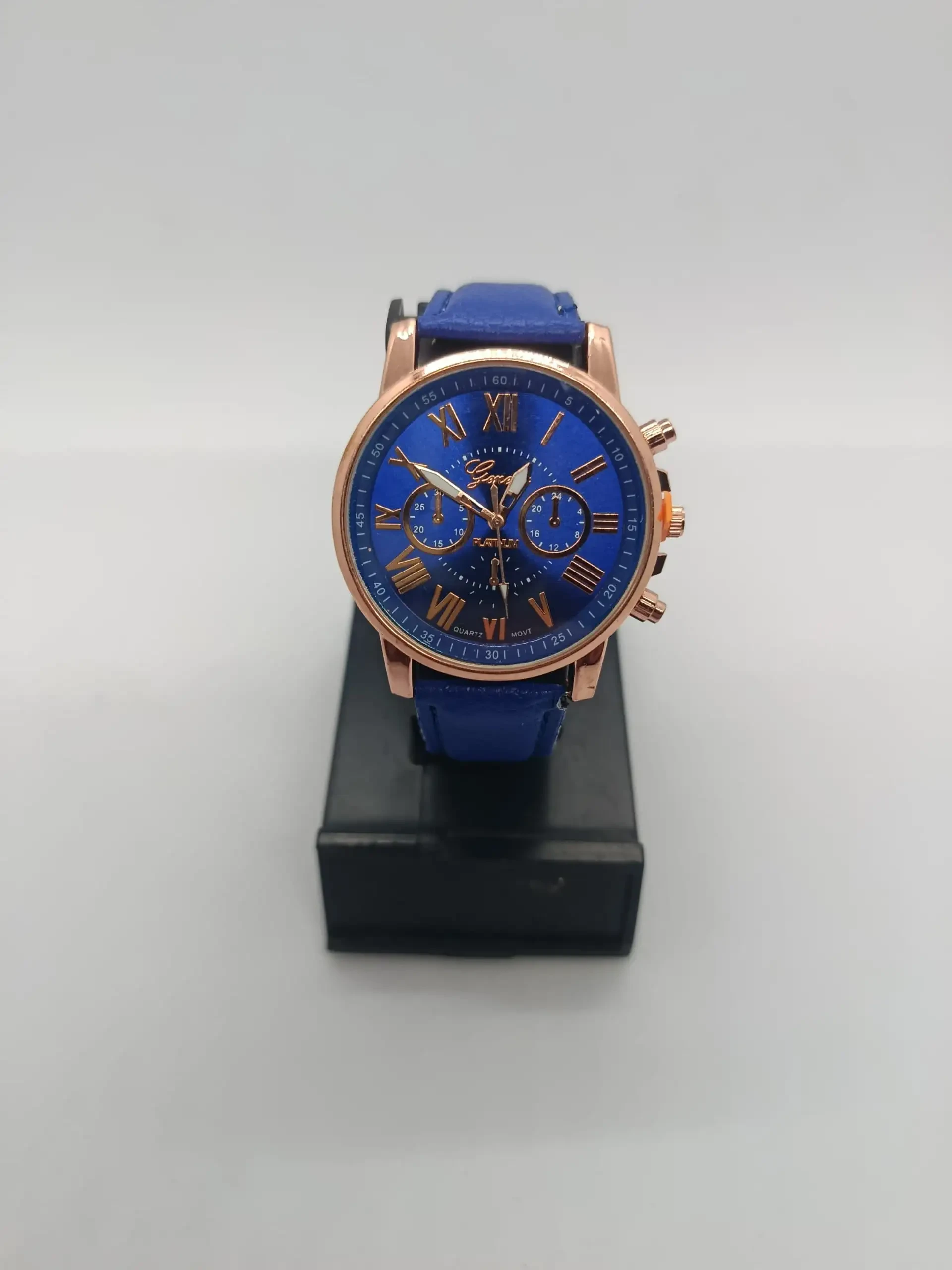 Reloj Geneva diseño clásico 🏛️ / Edición: Carátula Números Romanos 