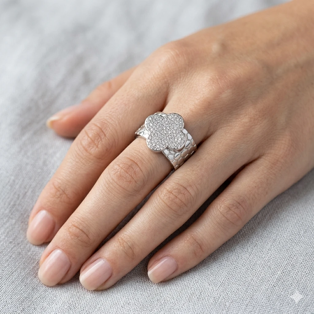 Anillo tipo Vancleff
