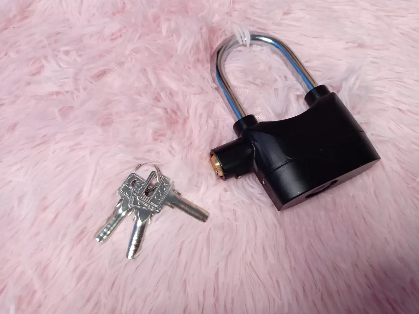 Candado de seguridad con alarma 3