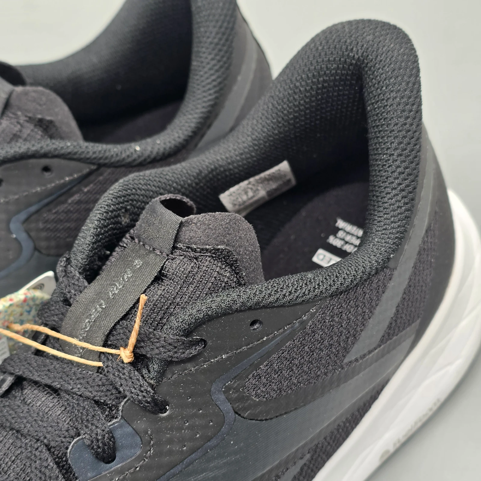 REEBOK ENERGEN RUN 3 7