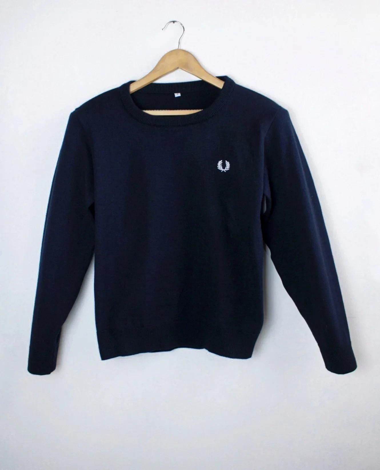 Jersey azul oscuro cuello redondo  2