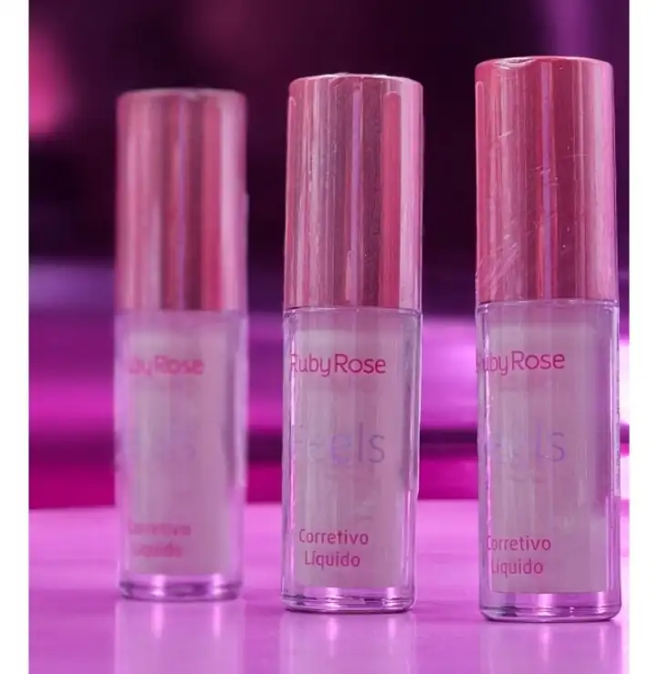 Corrector Ruby Rose