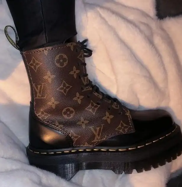 Louis Vuitton 2