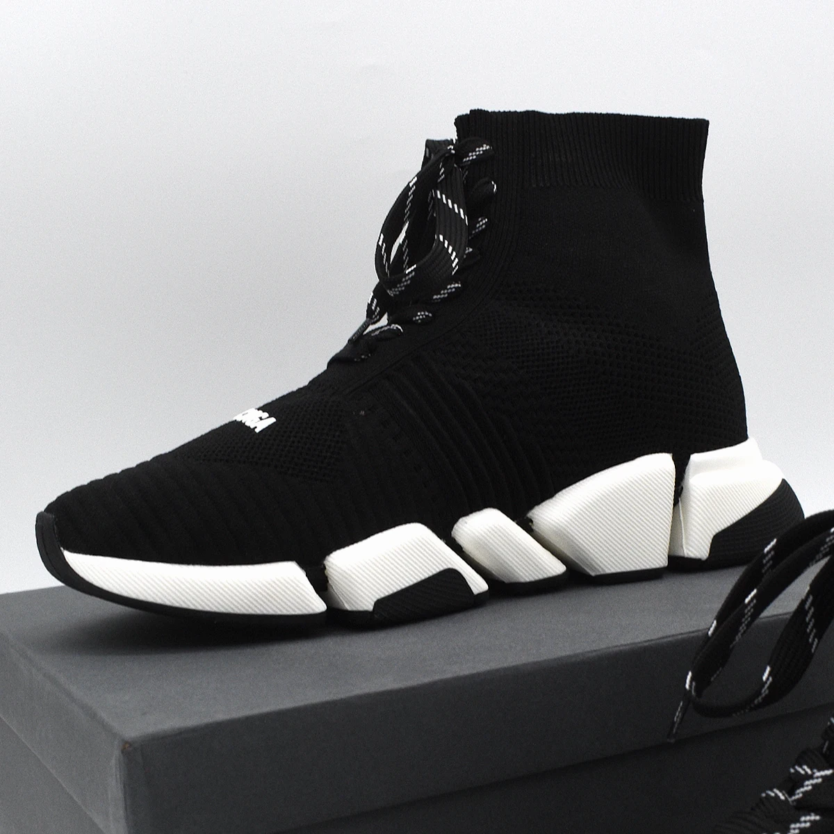 Balenciaga Speed 2.0 Lace Up Negro suela Blanco 5