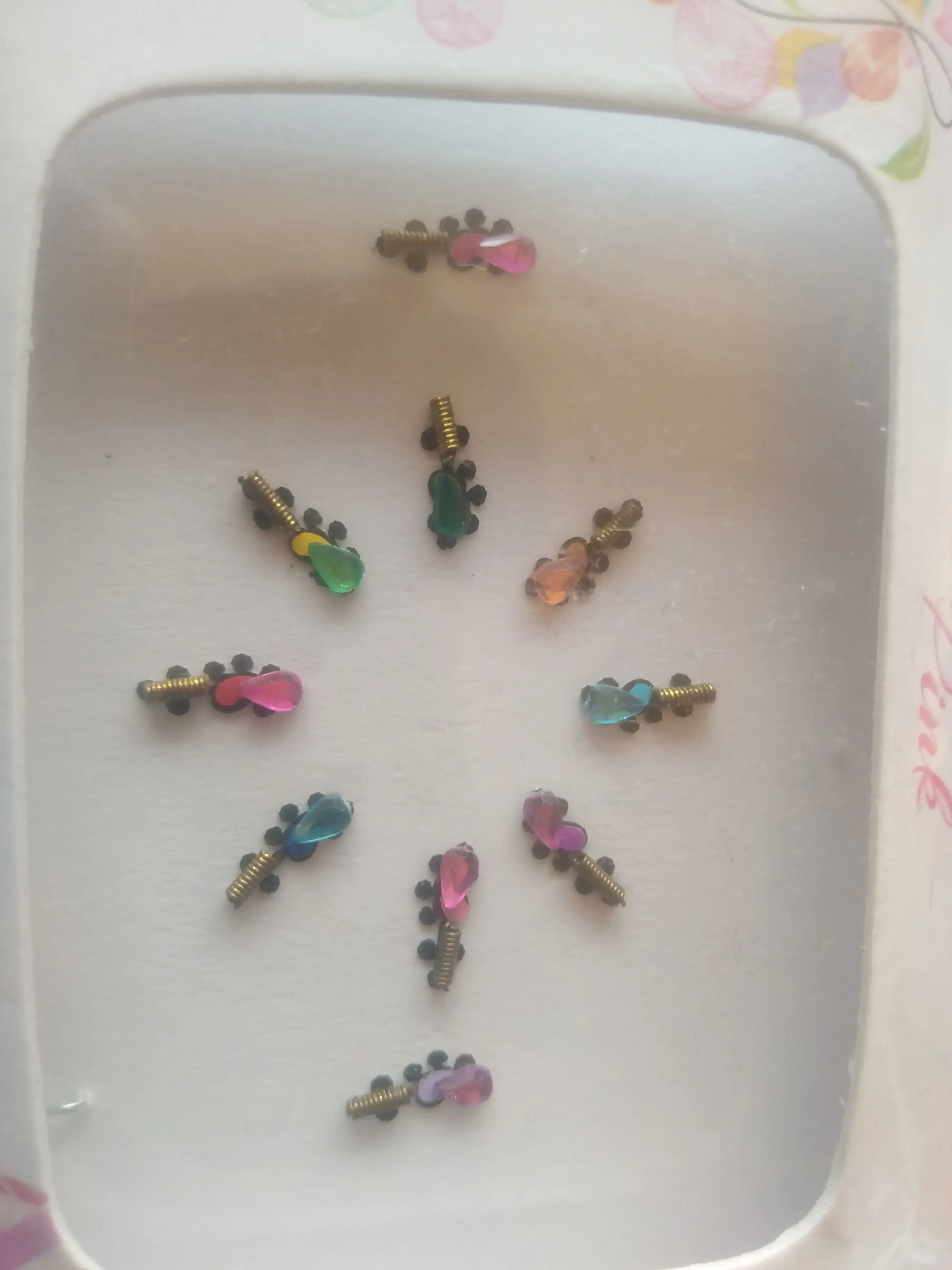Bindi set  4