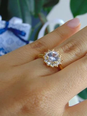ANILLO ACERO DOR MAXI CIRCON MINI PETALOS