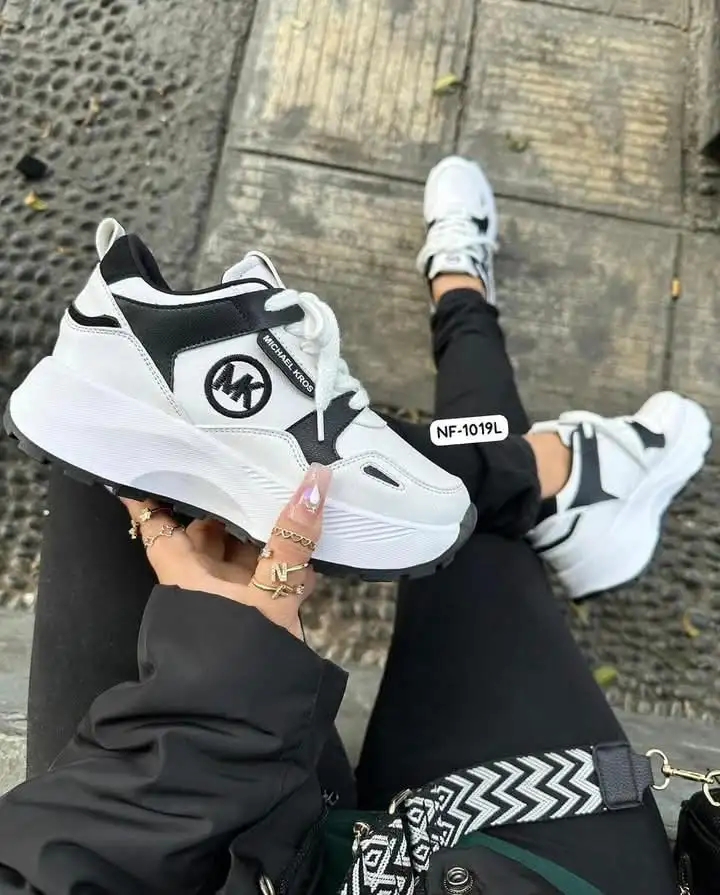 Theo Trainer (mujer)