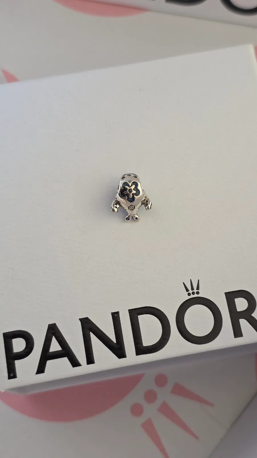 Pandora charm de ballena 2