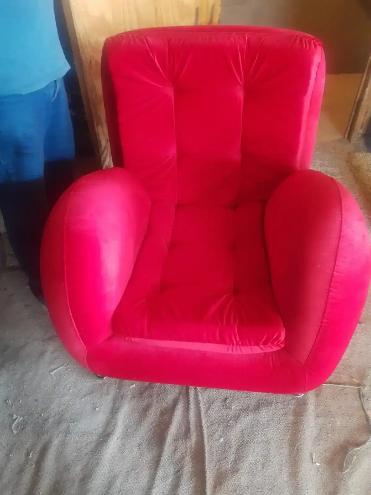 POLTRONA HUEVO MECEDORA O RECLINABLE  2