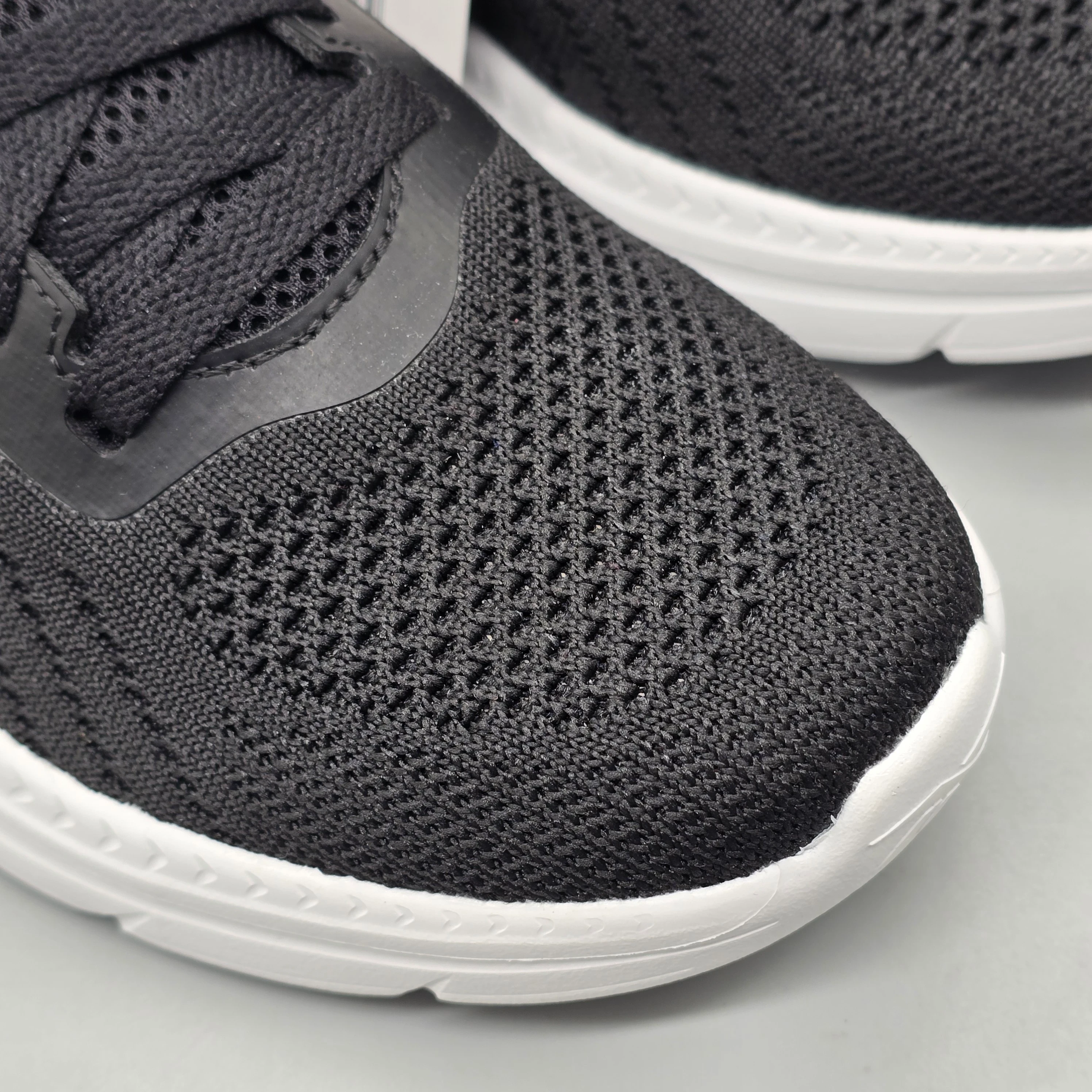 REEBOK QUICK JOGGER 6