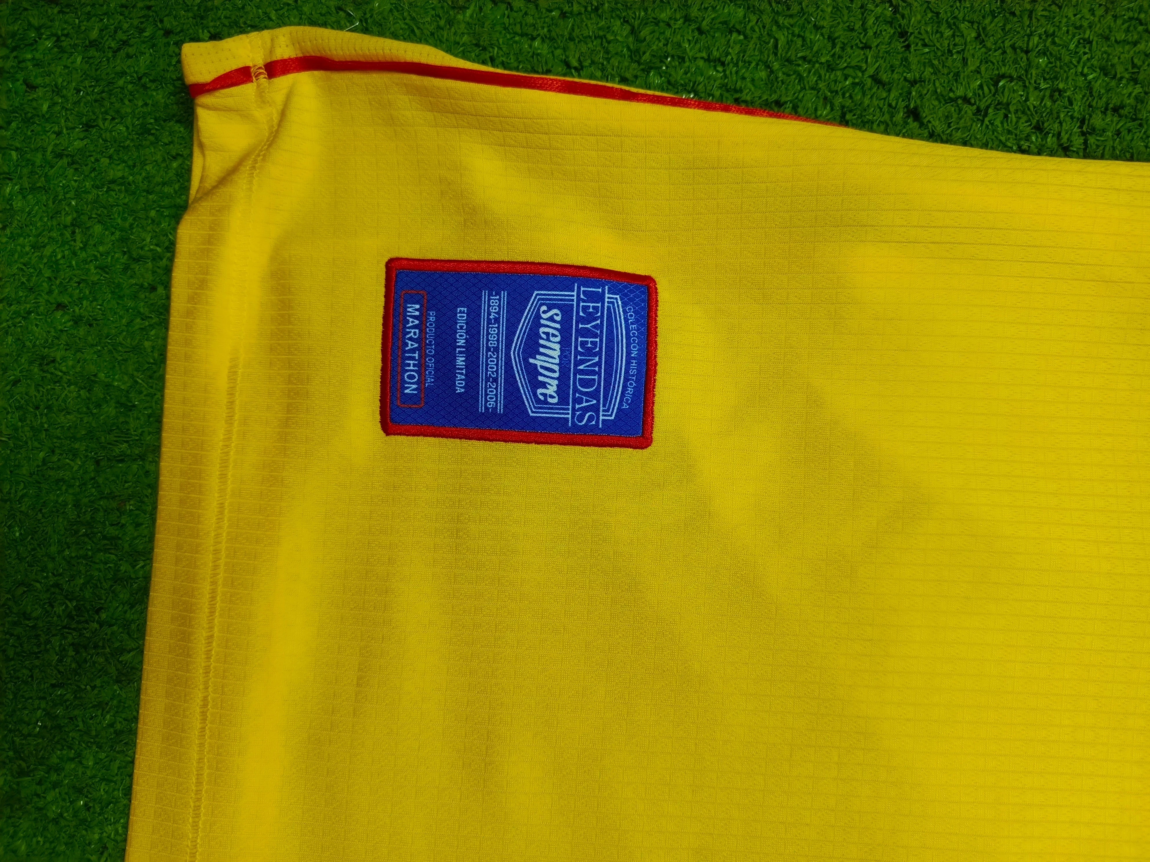 LEYENDA ECUADOR 2002 AGOTADO  4