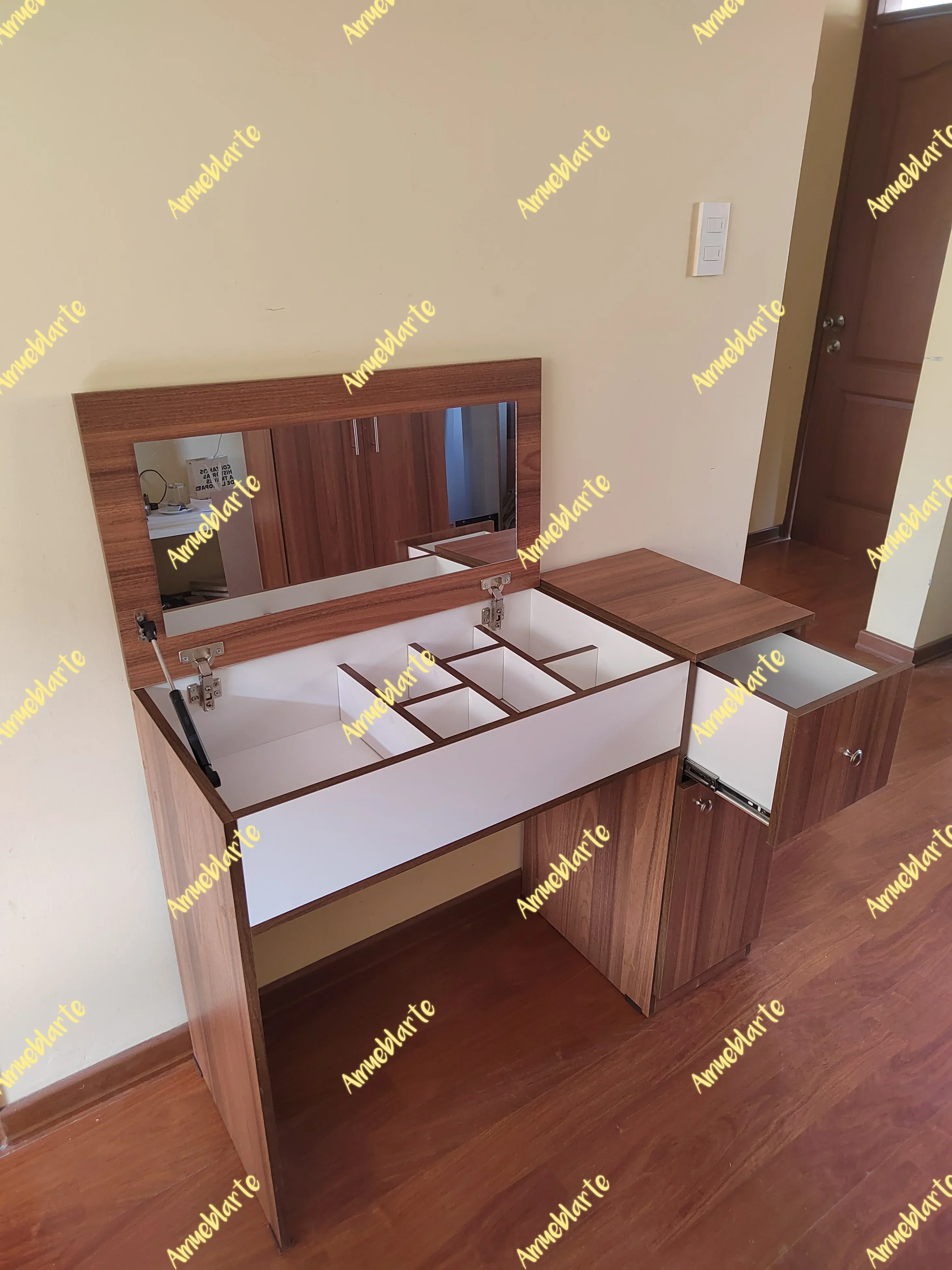 Escritorio / Peinadora Combinado 2