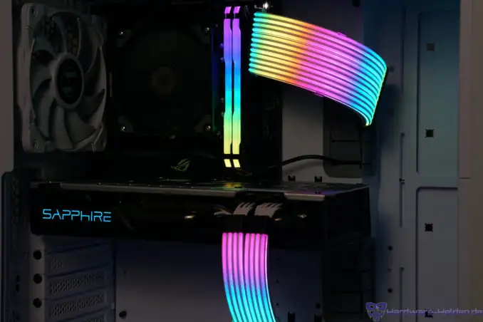 Lian Li 24-PIN Direccionable RGB Strimer Plus 2