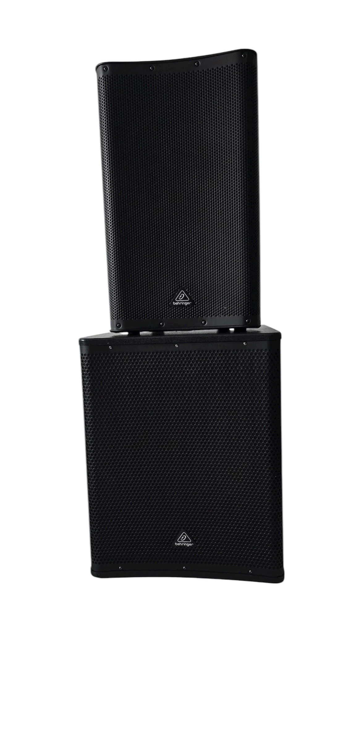  COMBO DE COLUMNA BEHRINGER DR115DSP Y DR18SUB PRECIO: 7500Bs LA COLUMNA BEHRINGER DR115DSP - DR18 SUB  INCLUYE : 1 MONITOR BEHRINGER DR115DSP  1 BAJO BEHRINGER DR18SUB  1 CABLE DE CONECCION  1 TUBO 💥💥💥PRECIO POR COLUMNA 7500Bs💥💥💥 POTENCIA DE 6000W.  2
