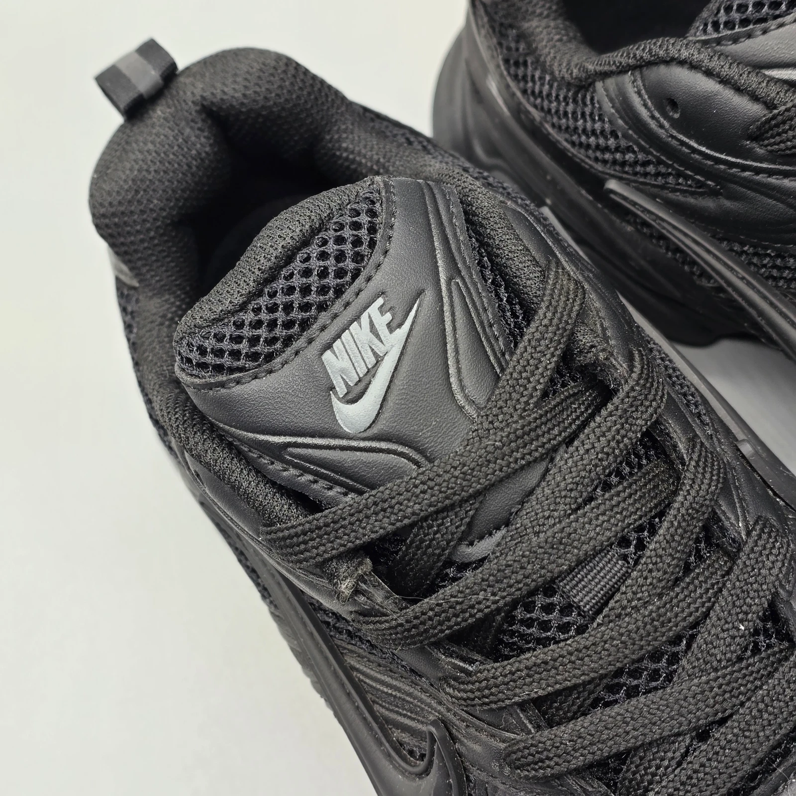 NIKE INITIATOR (RÉPLICA 1.1) 5