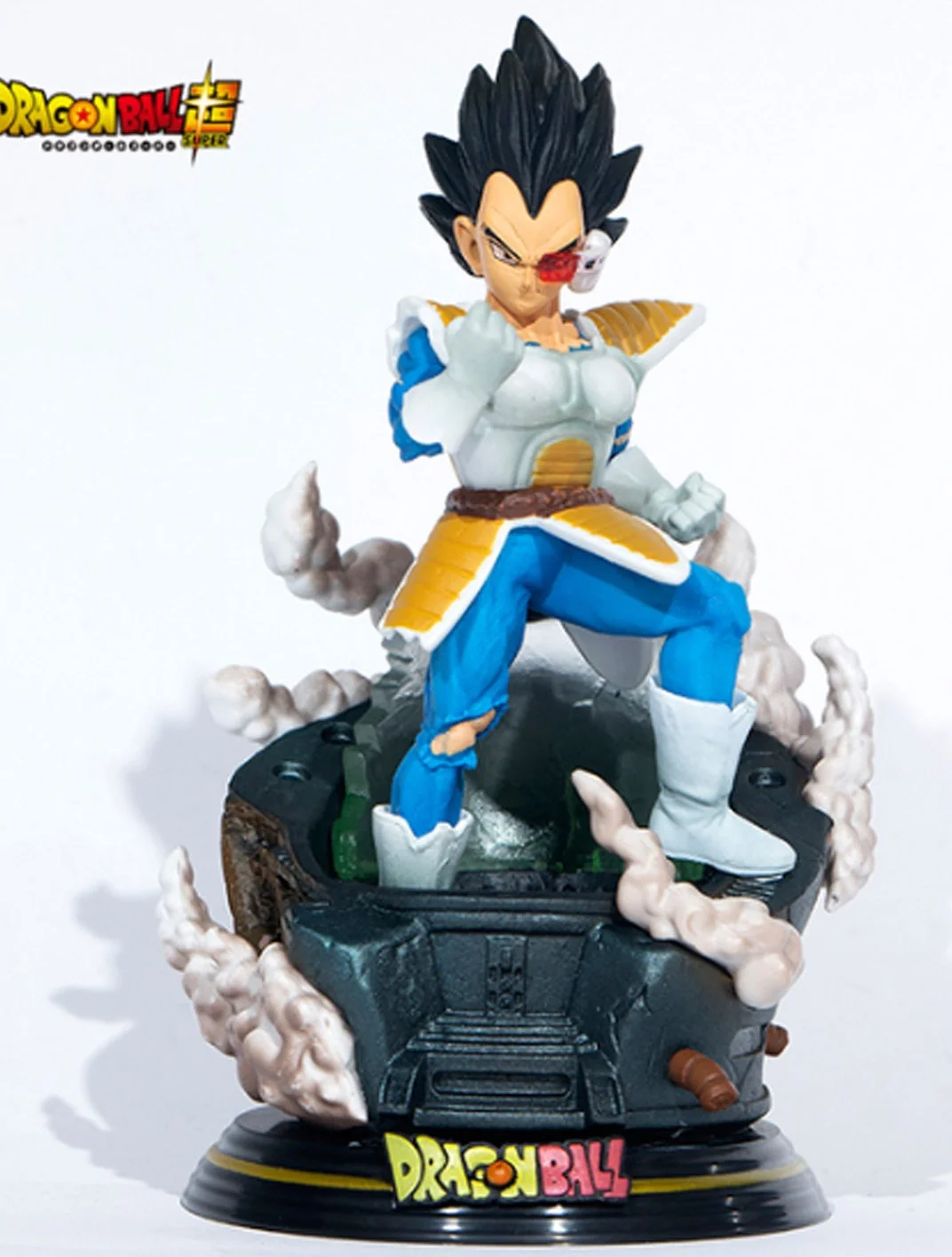 Vegeta con Luz Led (RÉPLICA)