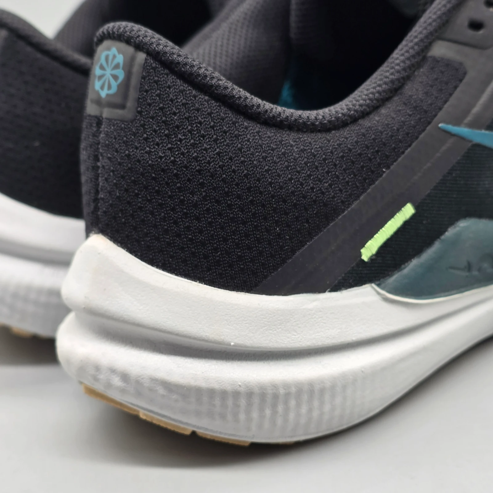 NIKE WINFLO 10 8