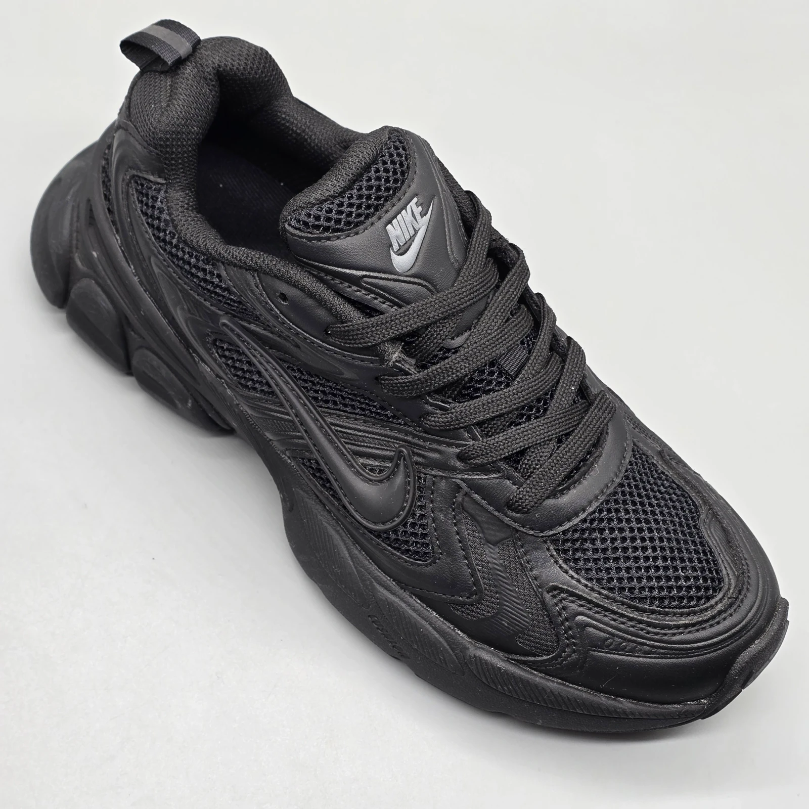 NIKE INITIATOR (RÉPLICA 1.1) 3