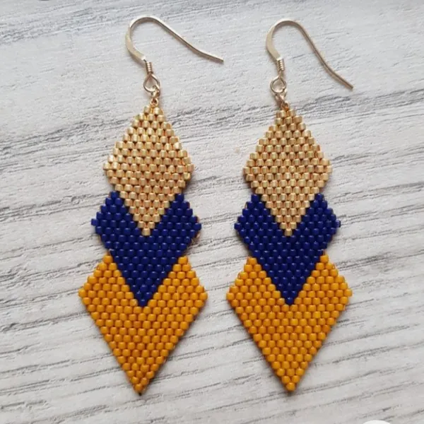 ARETES EN ROMBOS