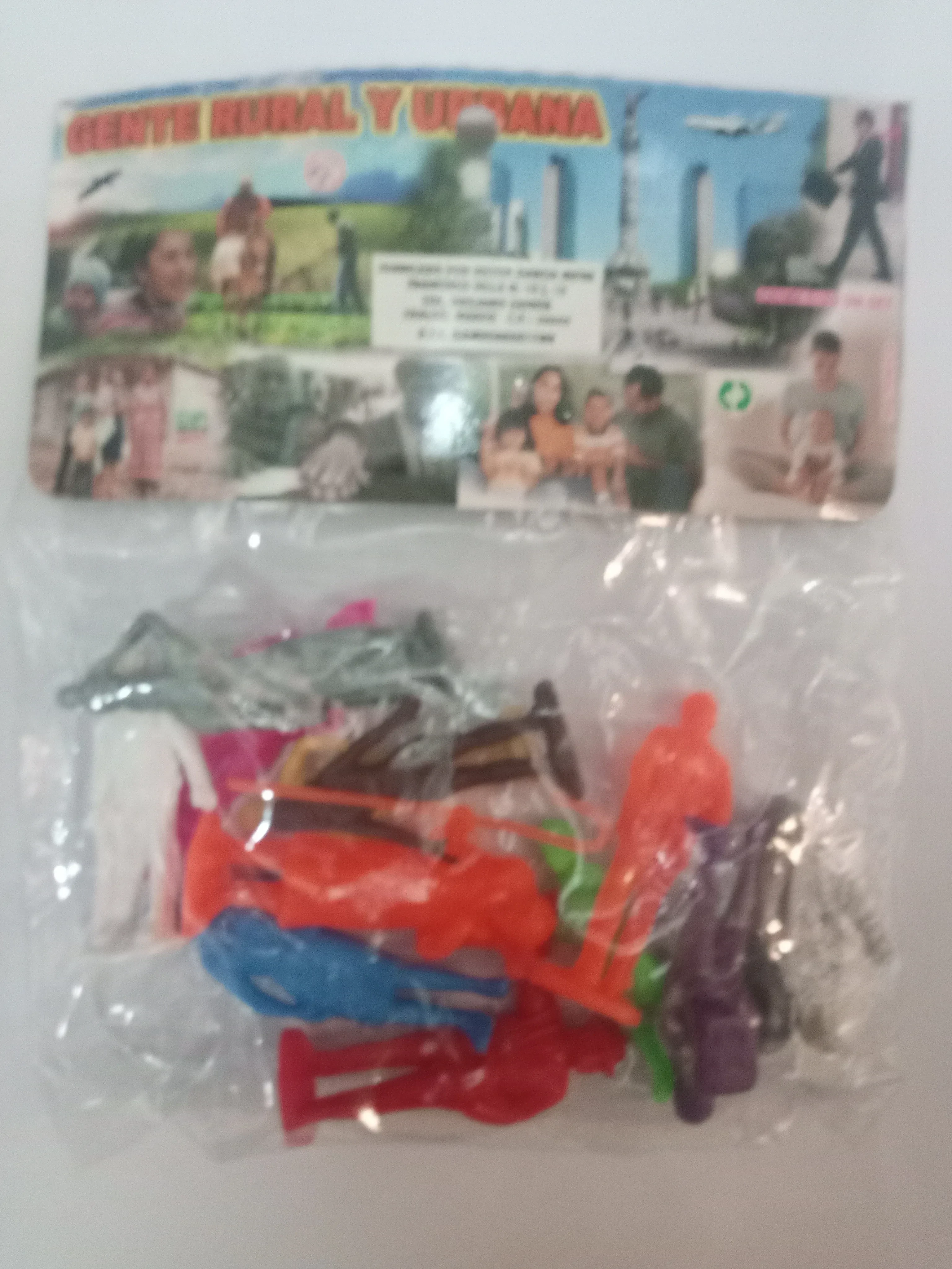 Muñecos de comunidad rural y urbana  2