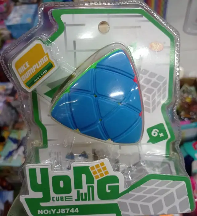 Cubo mastermorphix
